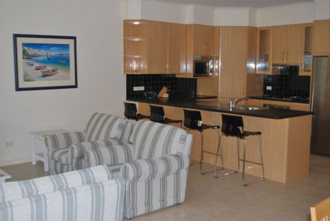 5 Nautilus At Port Elliot - Accommodation Australia 3
